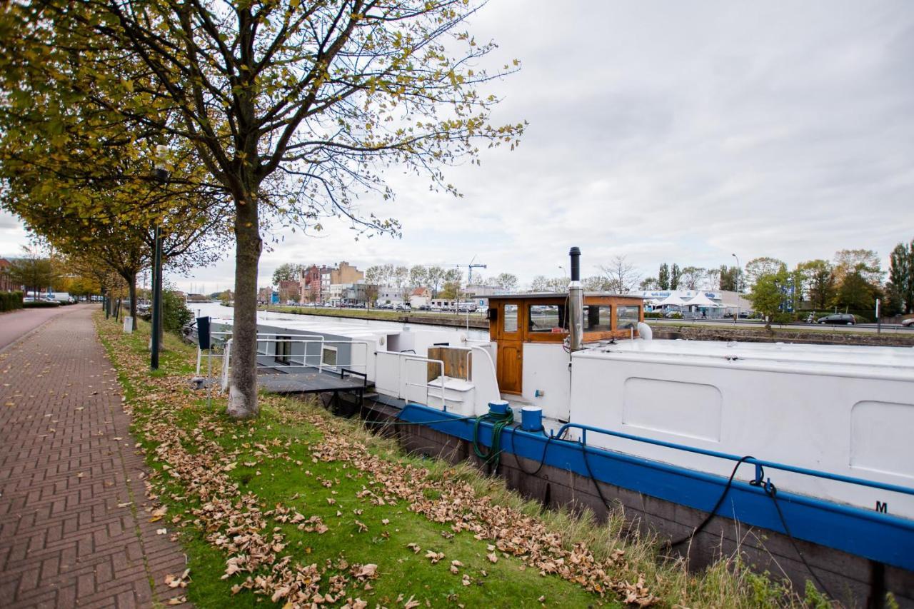 Houseboat Jana - With Sauna And Terrace Hotel Brugge Eksteriør billede
